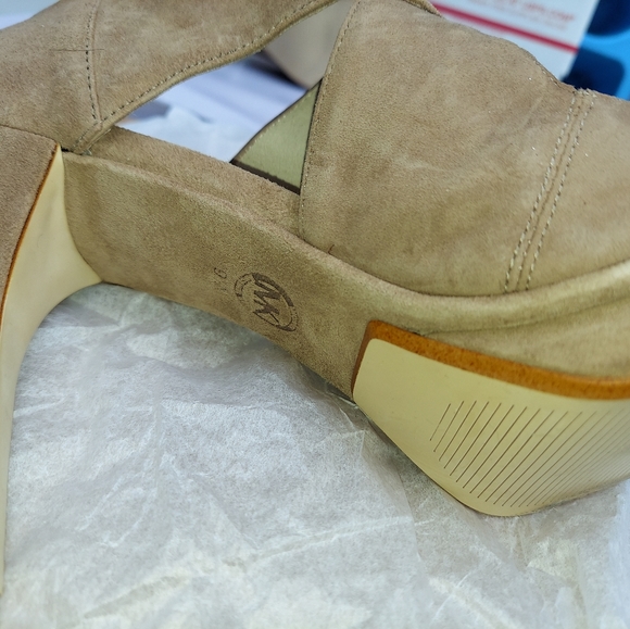 MICHAEL Michael Kors Dune sz 9.5 ELENA Cross Strap Platform Heels - Picture 13 of 13
